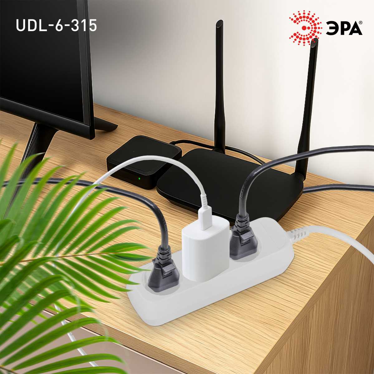 фото удлинитель электрический эра udl-6-315 greenline 3 розетки без заземления 1,5м шввп 2x0.75мм2 б0065043 | 220svet.ru