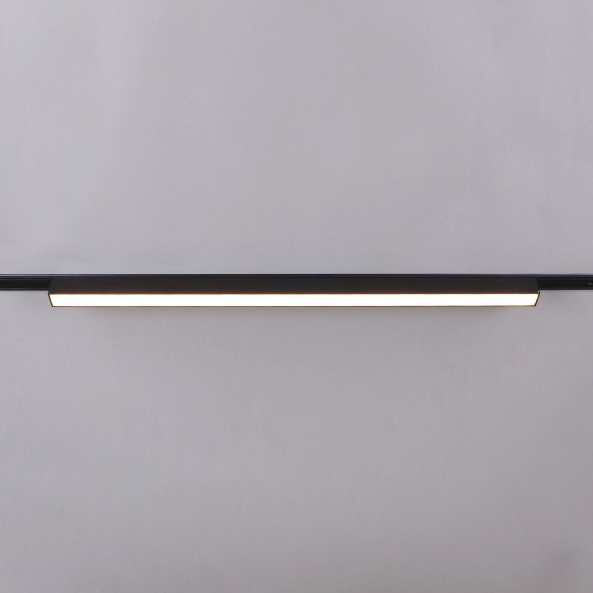 фото трековый магнитный светильник reluce 13003-9.3-001ur magnetic led20w bk cct+smart | 220svet.ru